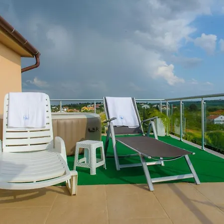Sunset Apartment